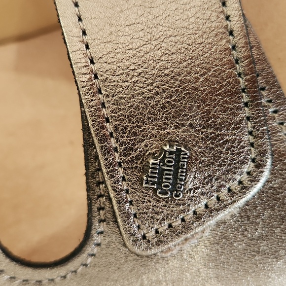 Finn Comfort Slippers - Picture 9 of 12